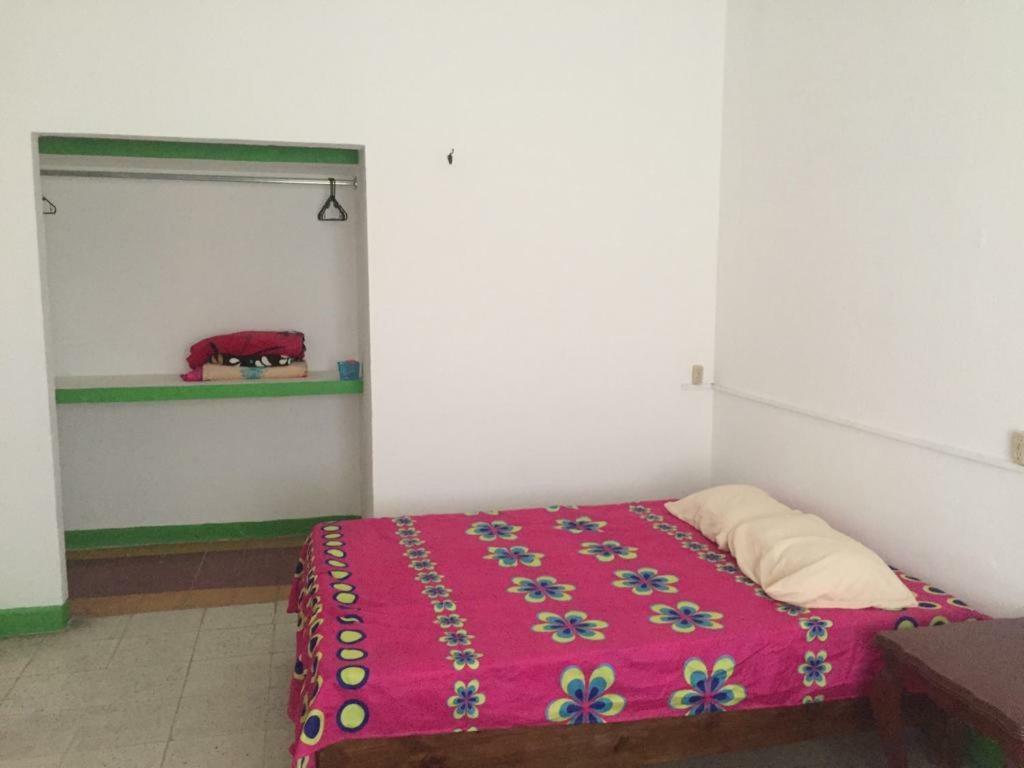 Hostal La Concordia ซิวดัด วัลเลส ภายนอก รูปภาพ